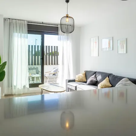 Torre Del Mar Apartment *